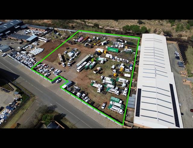 9,371M² VACANT LAND FOR SALE IN STORMILL